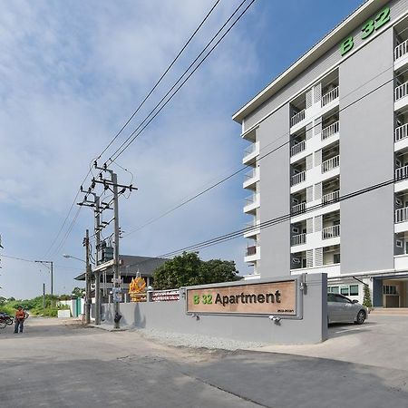 B32 Apartamento Bangkok Exterior foto