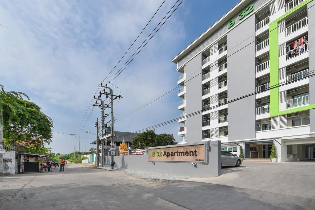 B32 Apartamento Bangkok Exterior foto