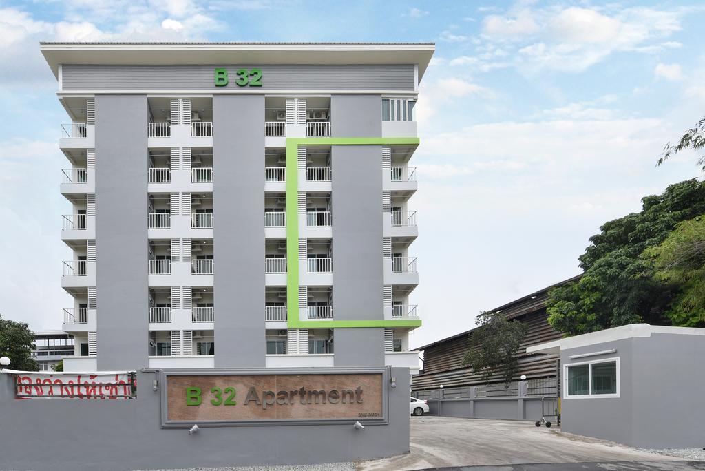 B32 Apartamento Bangkok Exterior foto