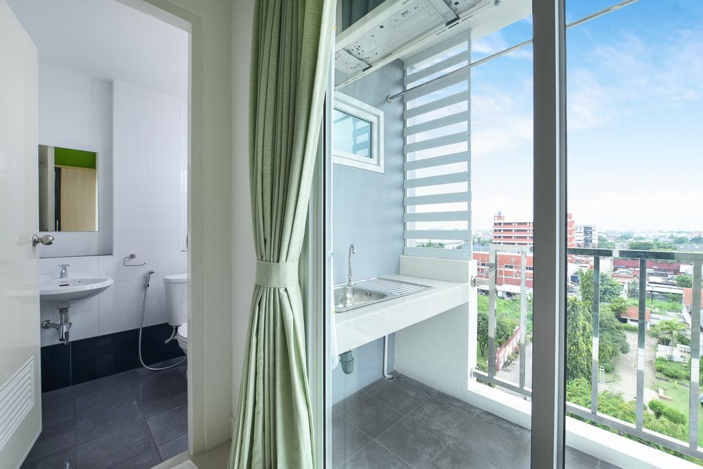 B32 Apartamento Bangkok Habitación foto
