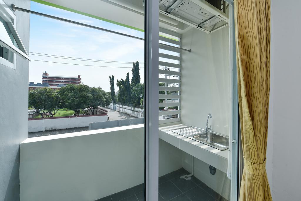 B32 Apartamento Bangkok Habitación foto